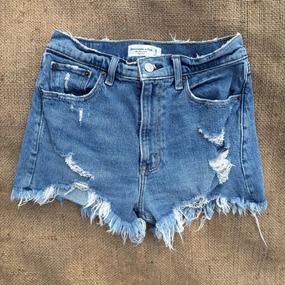 Abercrombie & Fitch Mom Jean Shorts Size 26/2